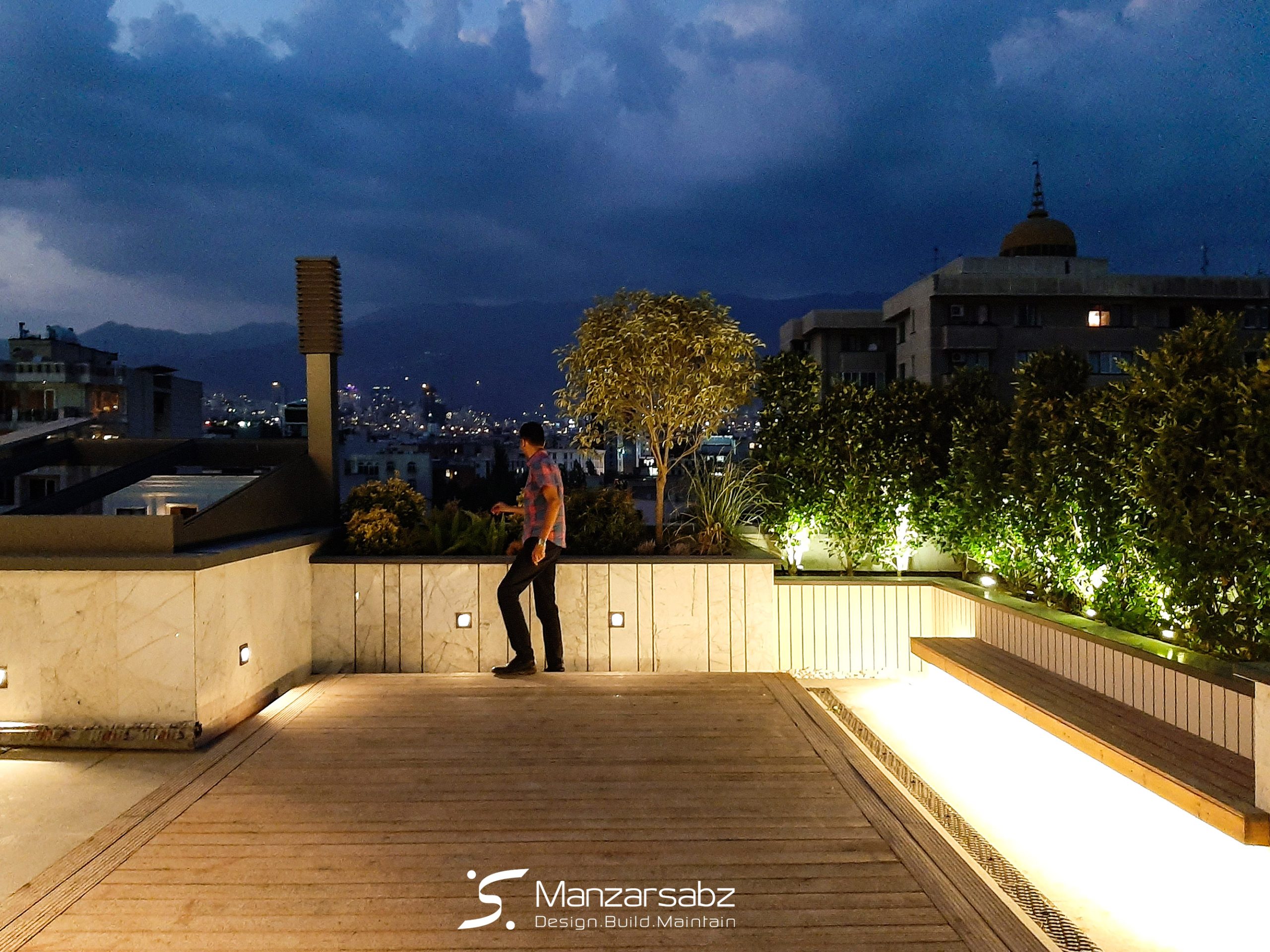 نمونه طراحی روف گاردن شرکت منظر سبز در خیابان کوشا تهران