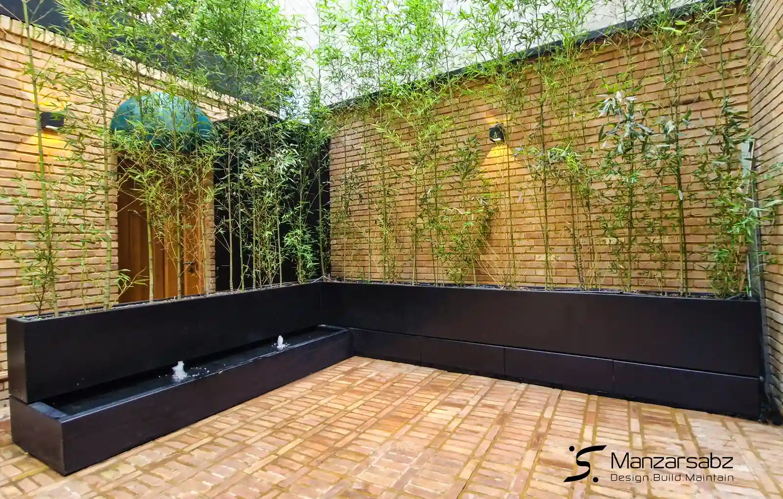 طراحی آبنما مدرن فلزی برای فضای های کوچک مثل رستوران ها