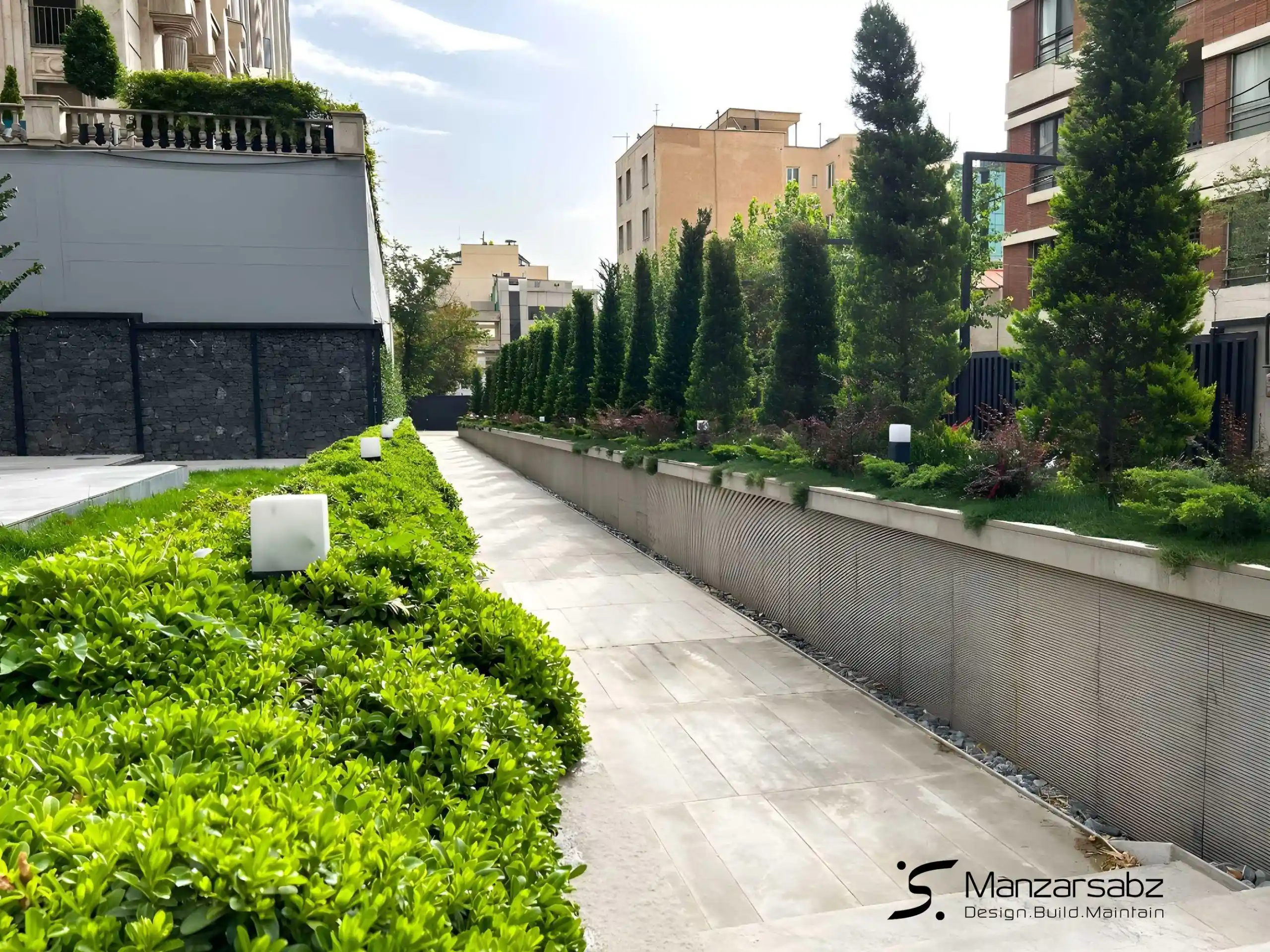 محوطه سازی حیاط و باغ: راهنمای صفر تا صد طراحی و اجرای مدرن (منظر سبز)